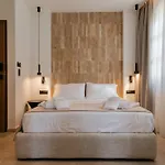 Apartmanhotel Karavel - Old Town Rhodes City
