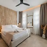 Karavel - Old Town Apartmanhotel Rhodes City