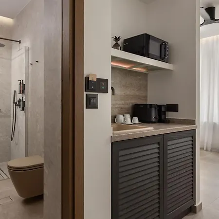 Karavel - Old Town Apart Otel
