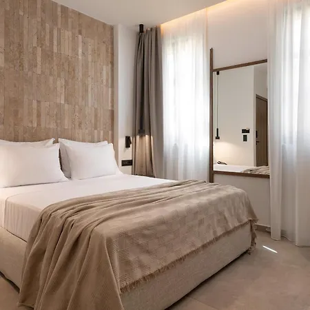 Karavel - Old Town Apart Otel 4*