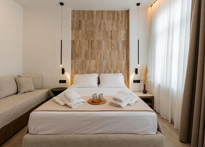 Apartmanhotel Karavel - Old Town Rhodes City
