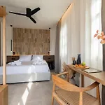 Apart Otel Karavel - Old Town